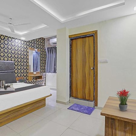 Hotel O Hill View Vadodara Esterno foto